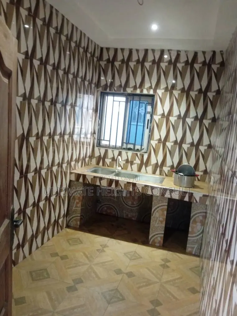 1bdrm Apartment in Lapaz Israel, Nyanmekye for rent