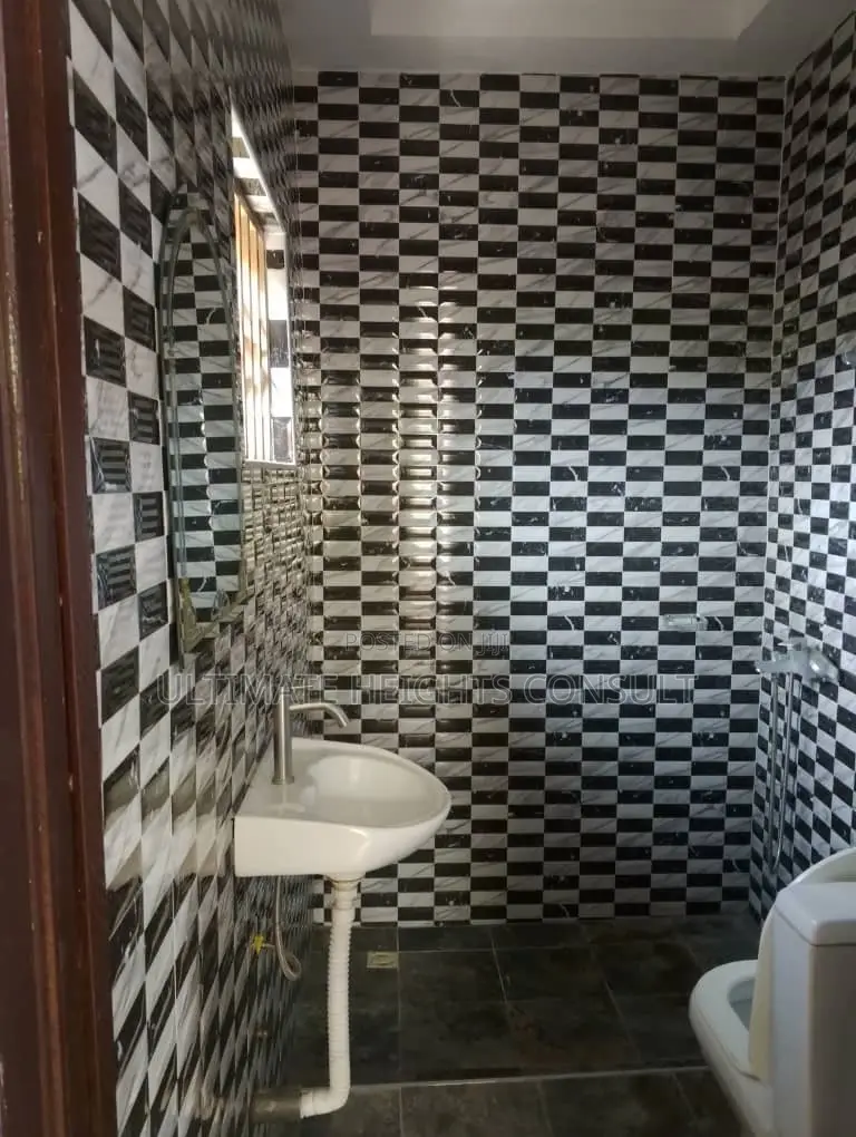 1bdrm Apartment in Lapaz Israel, Nyanmekye for rent