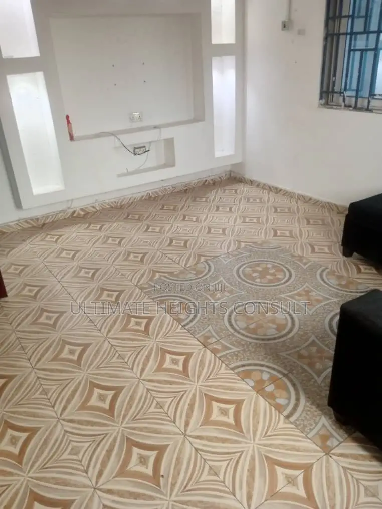 1bdrm Apartment in Lapaz Israel, Nyanmekye for rent
