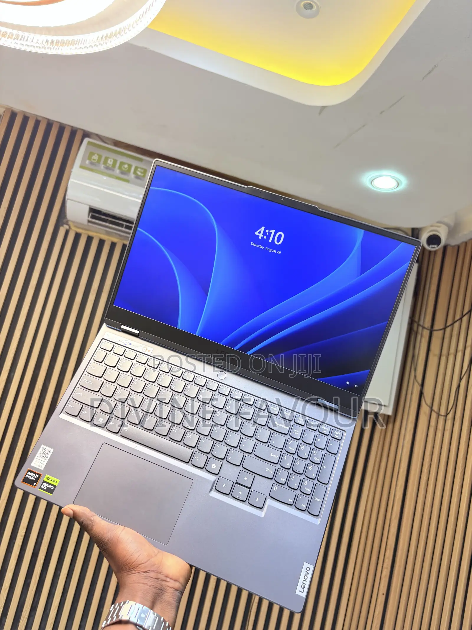 New Laptop Lenovo Legion 7 16GB AMD Ryzen 7 SSD 512GB