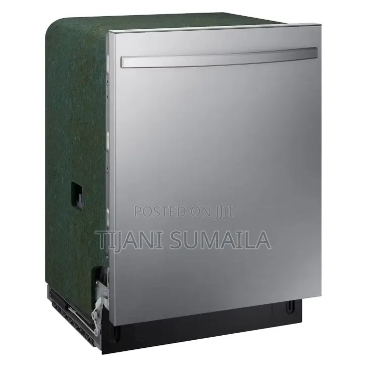 Samsung 51 dBA Fingerprint Resistant Top Control Dishwasher.