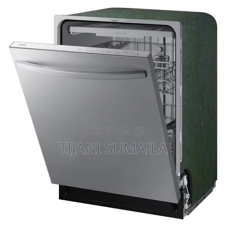 Samsung 51 dBA Fingerprint Resistant Top Control Dishwasher.