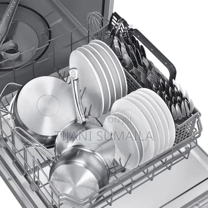 Samsung 51 dBA Fingerprint Resistant Top Control Dishwasher.