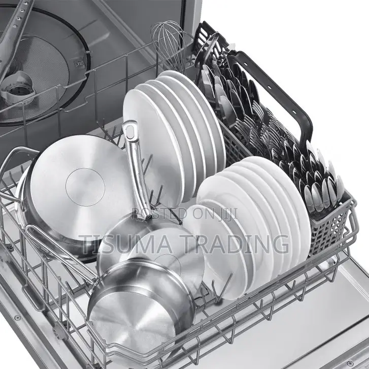Samsung 51 dBA Fingerprint Resistant Top Control Dishwasher.