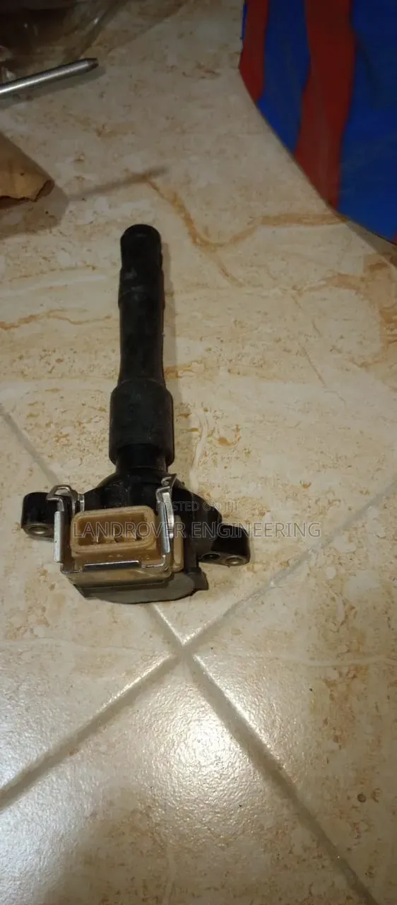 Genuine Home Used Land Rover Range Rover Spear Parts.Please Call Today