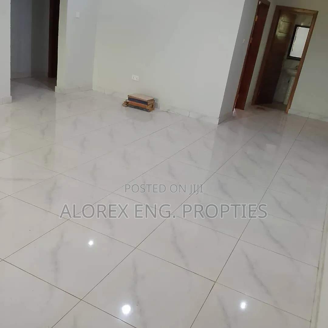 2bdrm Apartment in Adenta, Amanfro, Frafraha for rent