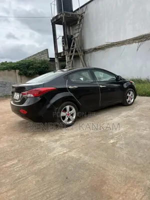 Hyundai Elantra 2013 Black