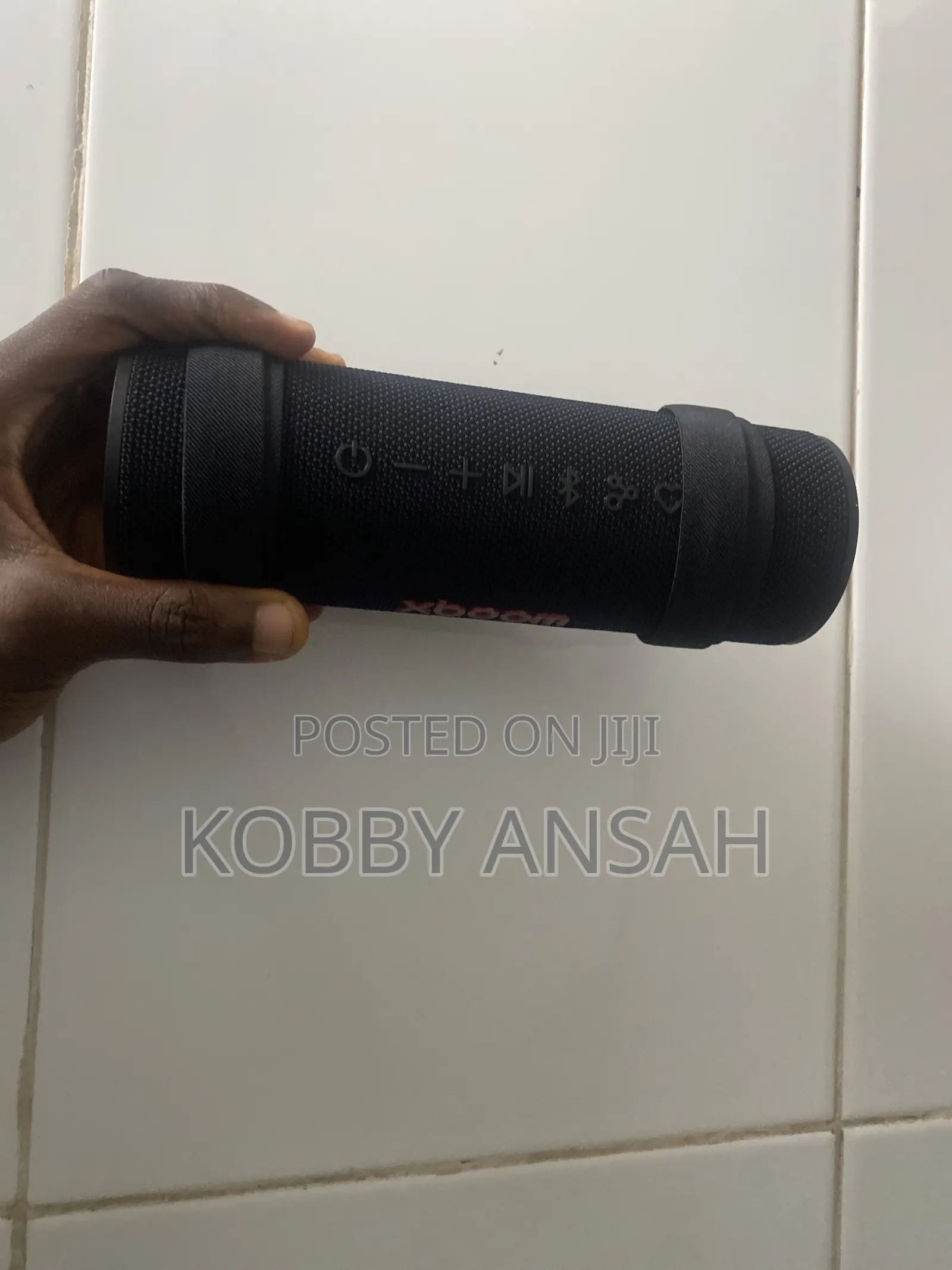 Durable LG 200w Xboom Grab Bluetooth Speaker - Grab