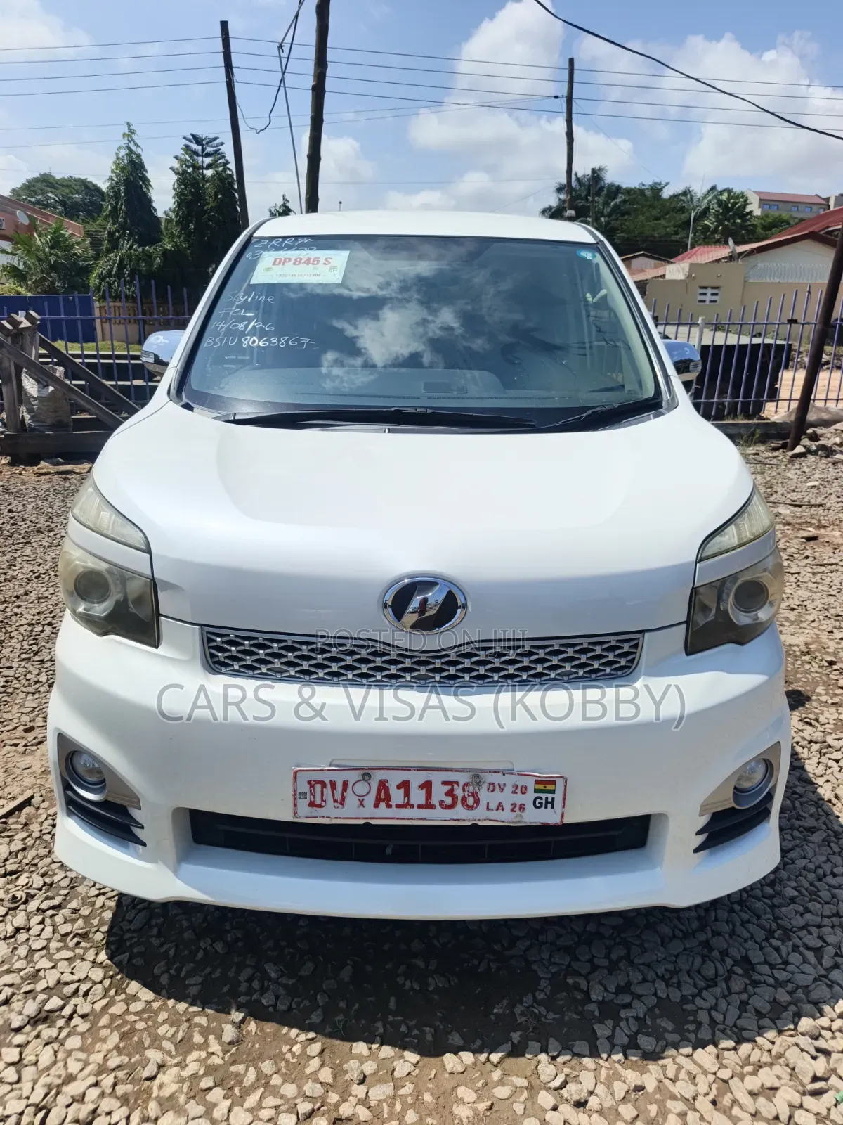 Toyota Voxy 2013 White