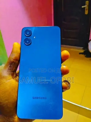 New Samsung Galaxy A06 128 GB Blue