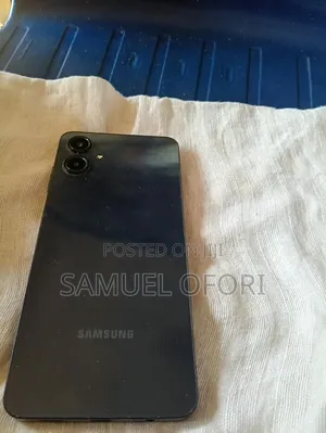 New Samsung Galaxy A06 128 GB Blue