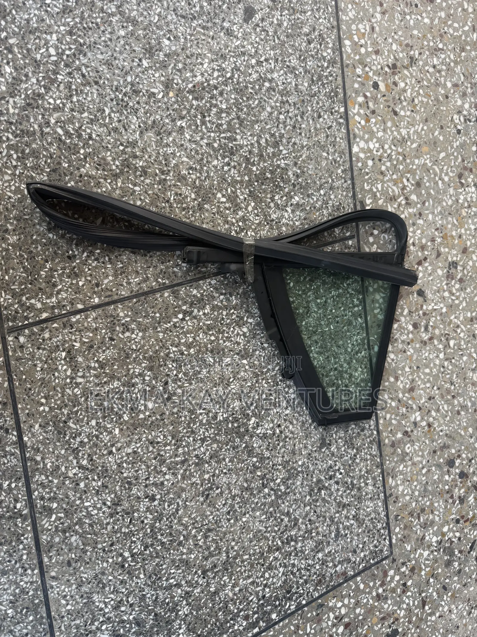 Hyundai Elantra 2017-2020 Rear Right Door Quarter Glass