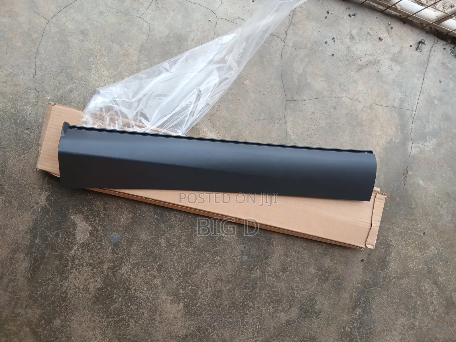 Mitsubishi Outlander 2023 Back Door Moulding