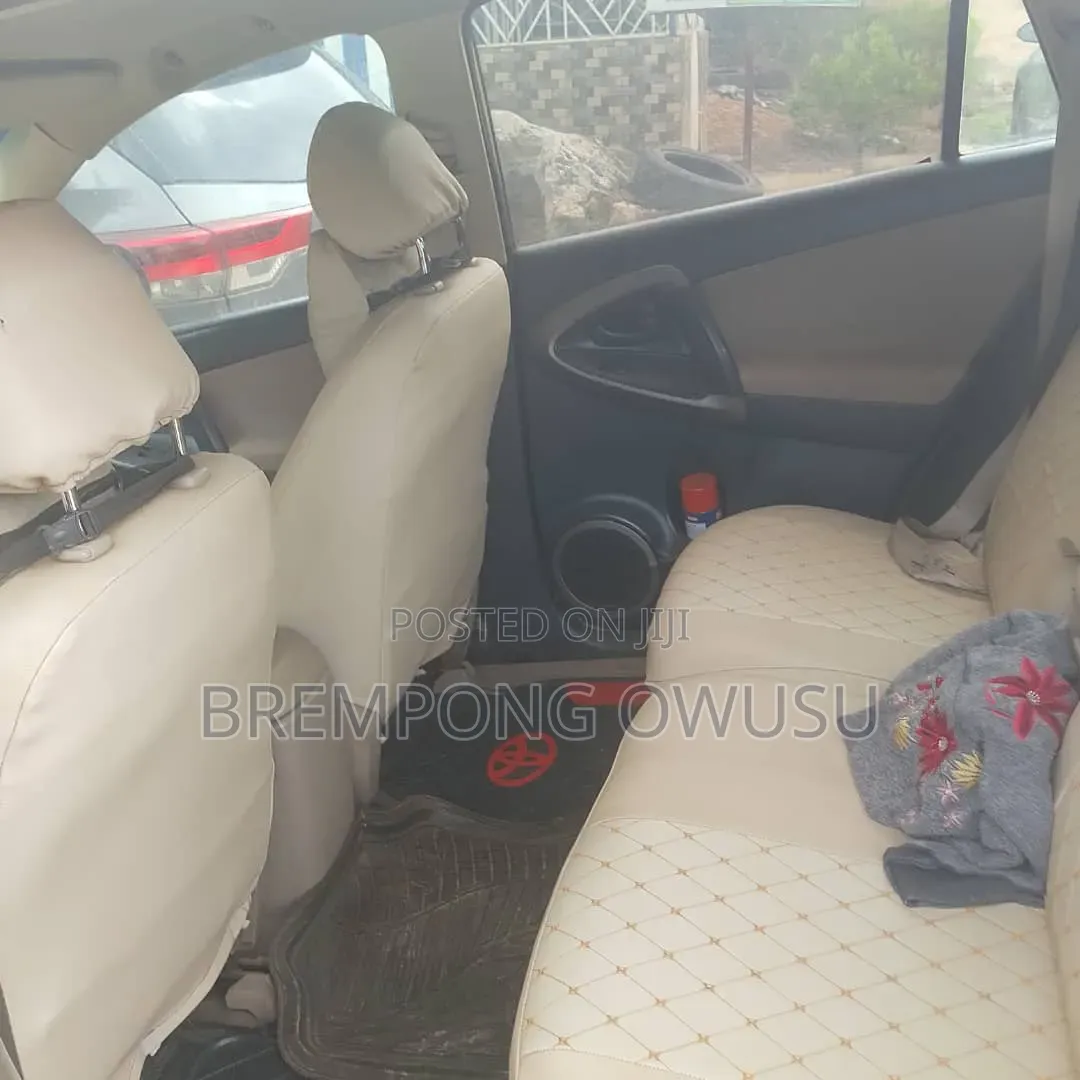 Toyota RAV4 2008 Gold