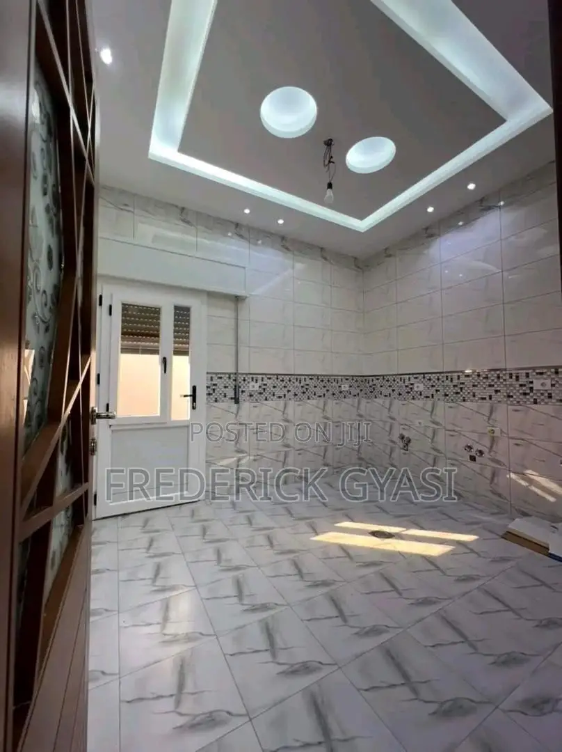 Tiling and Mason Works