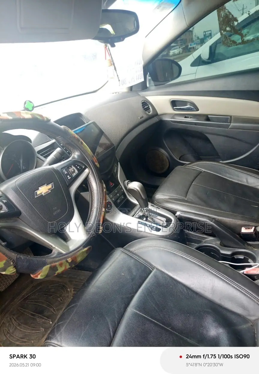 Chevrolet Cruze 2LT 2012 Blue