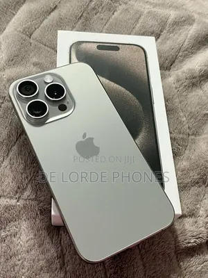 New Apple iPhone 15 Pro Max 256 GB Black