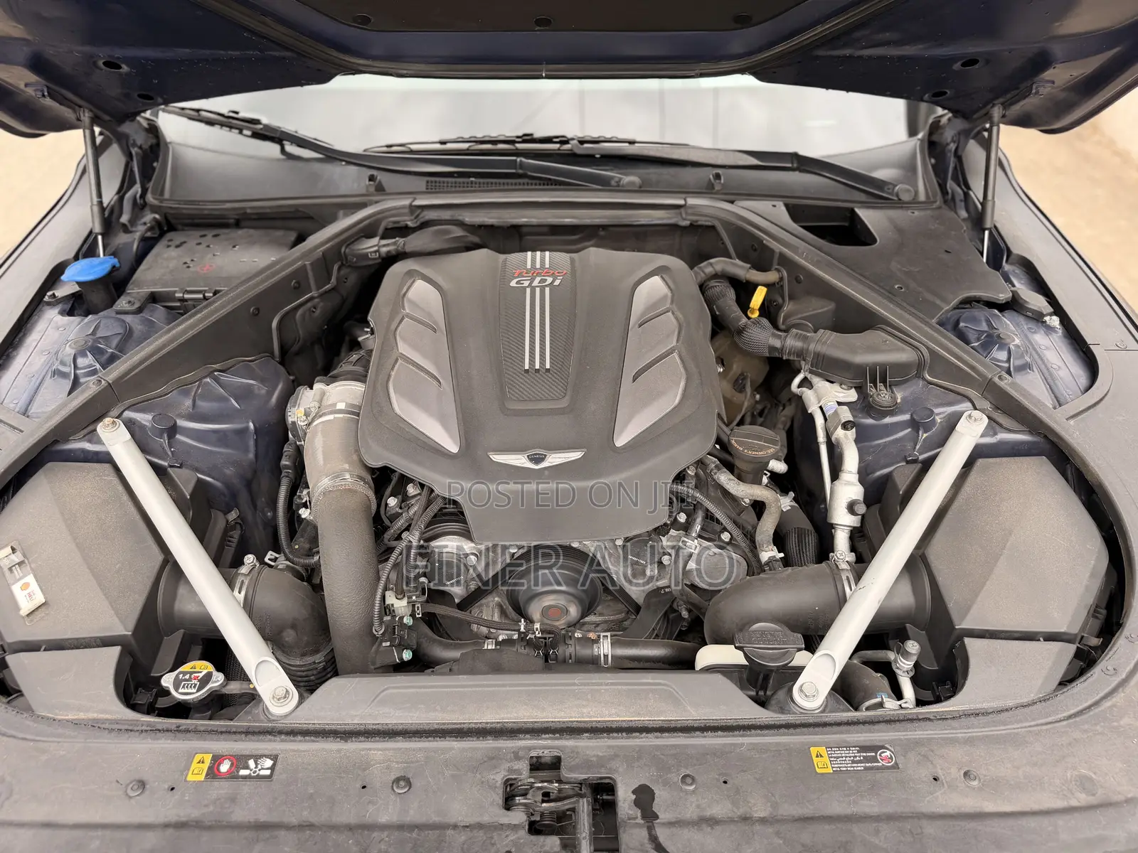 Genesis G90 3.3T Premium 2020 Blue