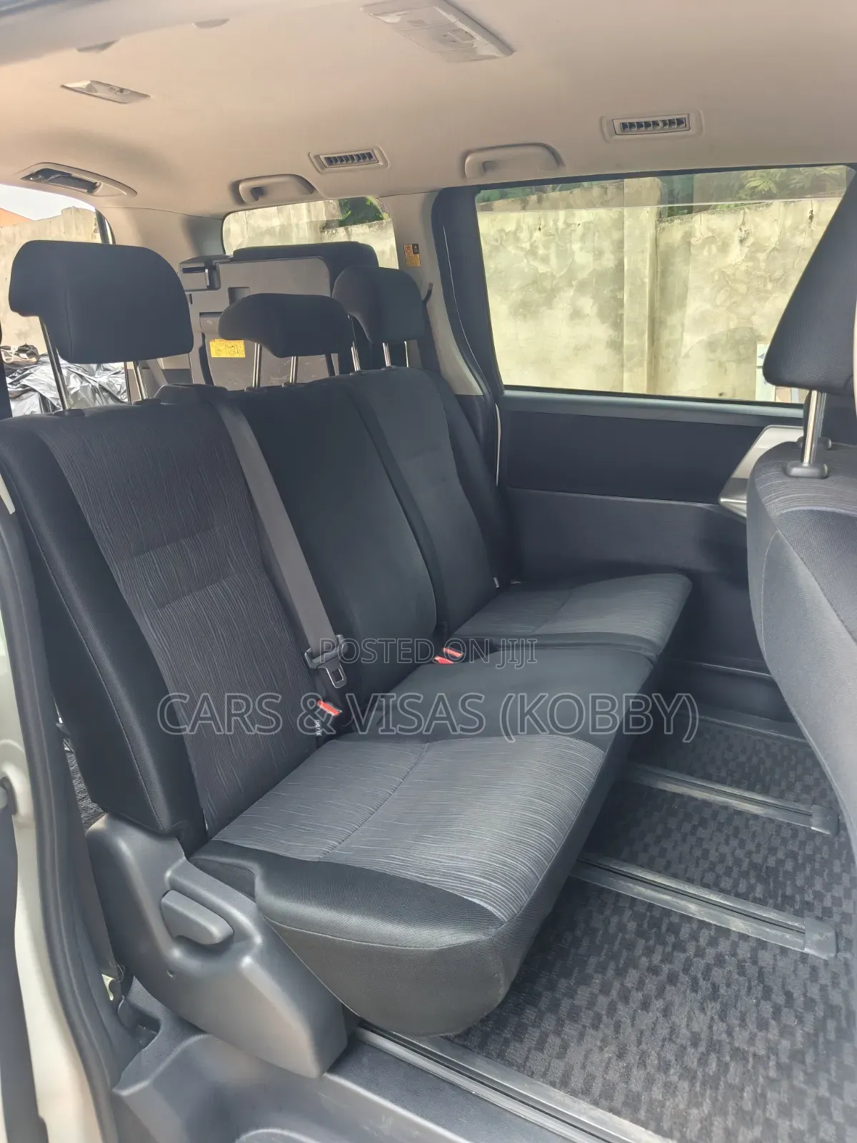 Toyota Voxy 2013 White