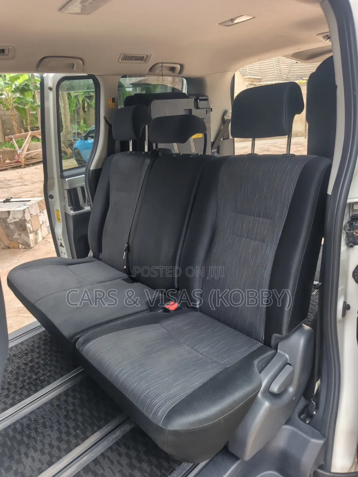 Toyota Voxy 2013 White