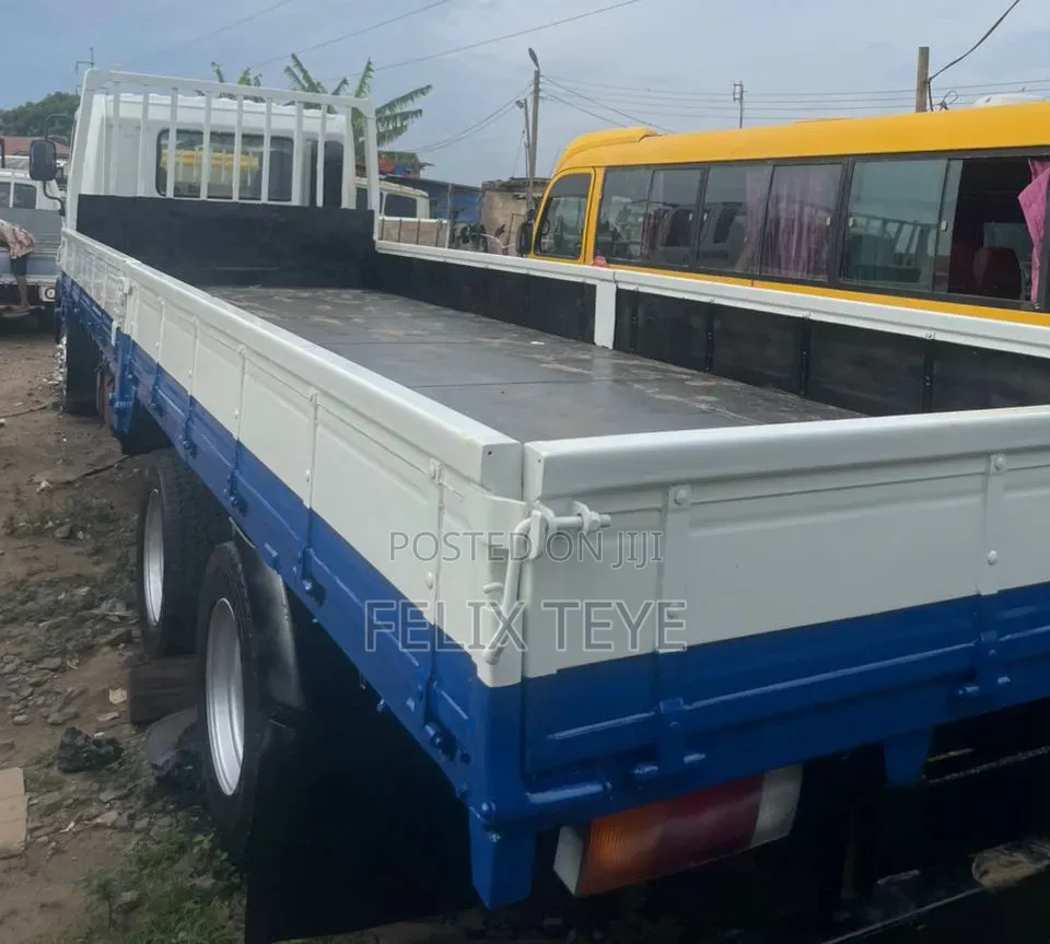 Hyundai  5 Ton Double Axles
