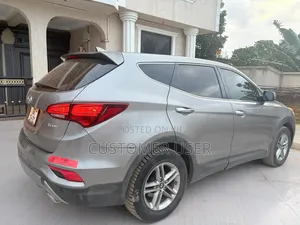 Hyundai Santa Fe 2017 Gray