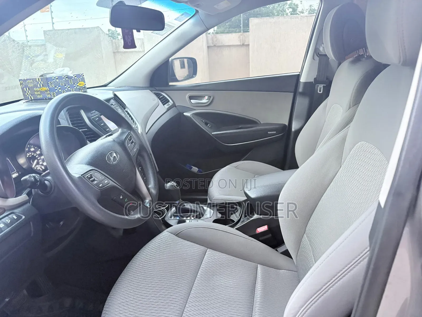 Hyundai Santa Fe 2017 Gray