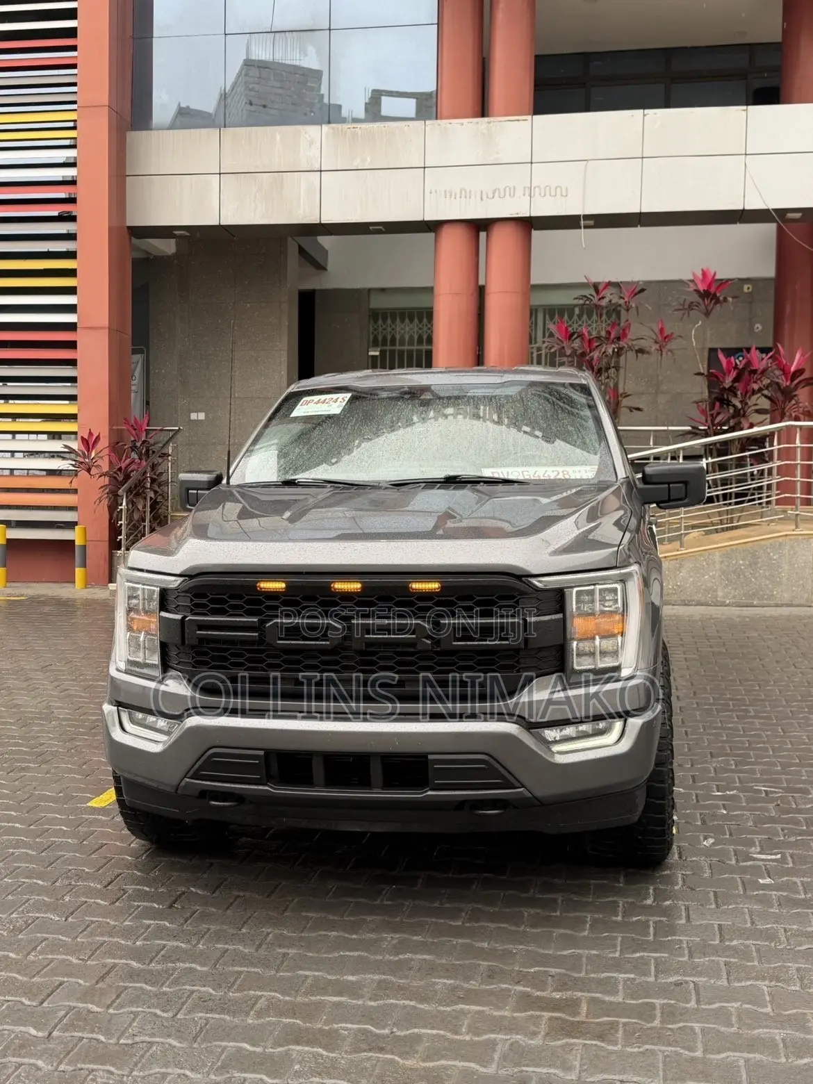 Ford F-150 XLT 2022 Gray
