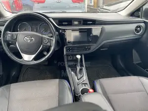 Toyota Corolla 2018 Black