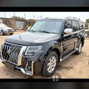 Mitsubishi Pajero 2010,2012 Upgraded to 2022 Body Kit