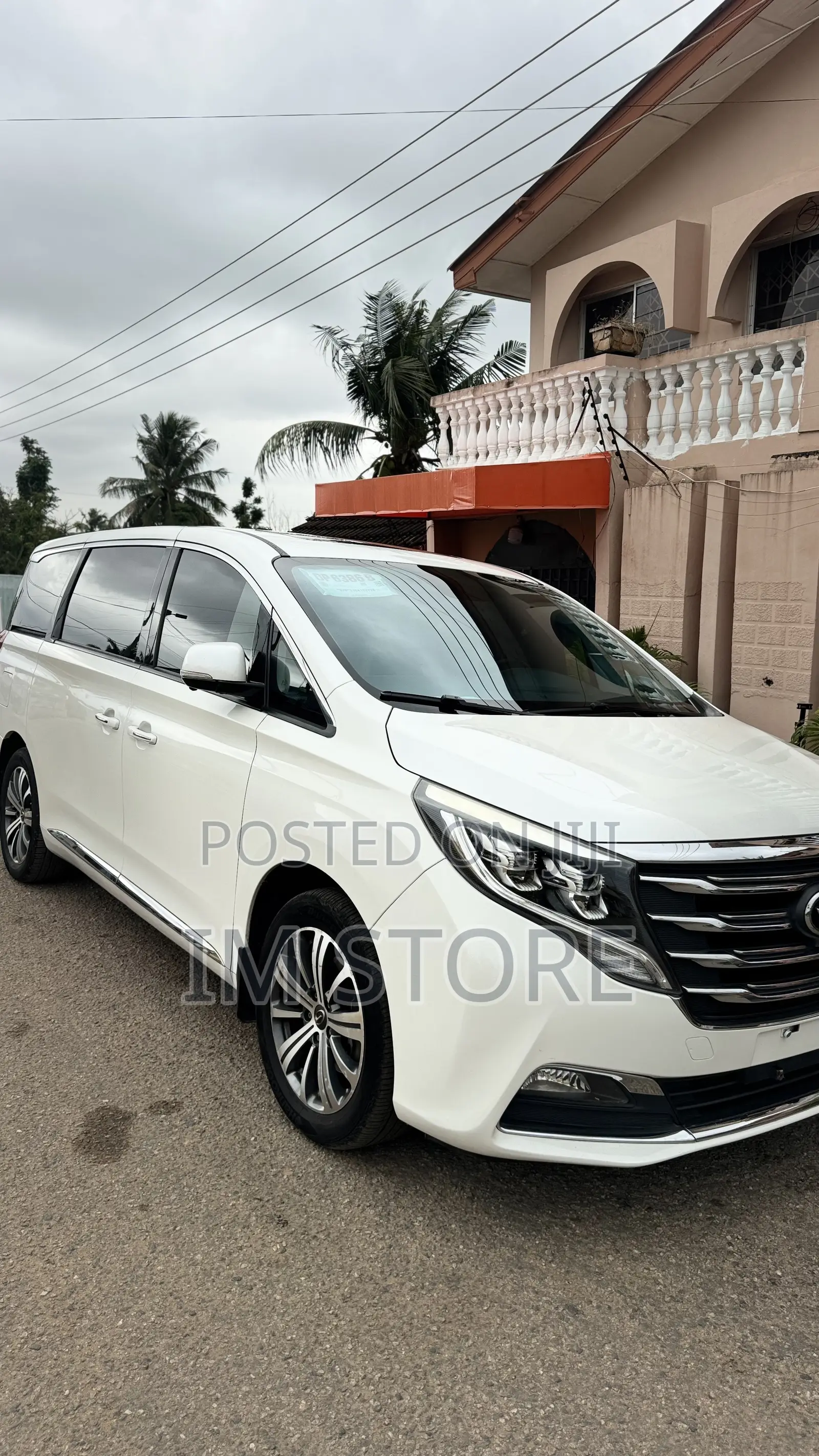 Car 2018 White