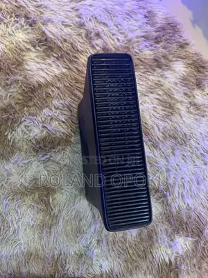 Good Condition and Comes With 19 Hard Games