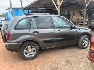 Toyota RAV4 2004 Silver