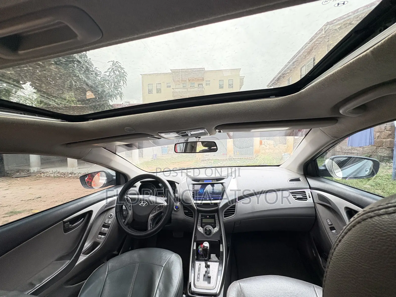Hyundai Elantra Limited Sedan FWD (1.8L 4cyl 6A) 2013 Silver