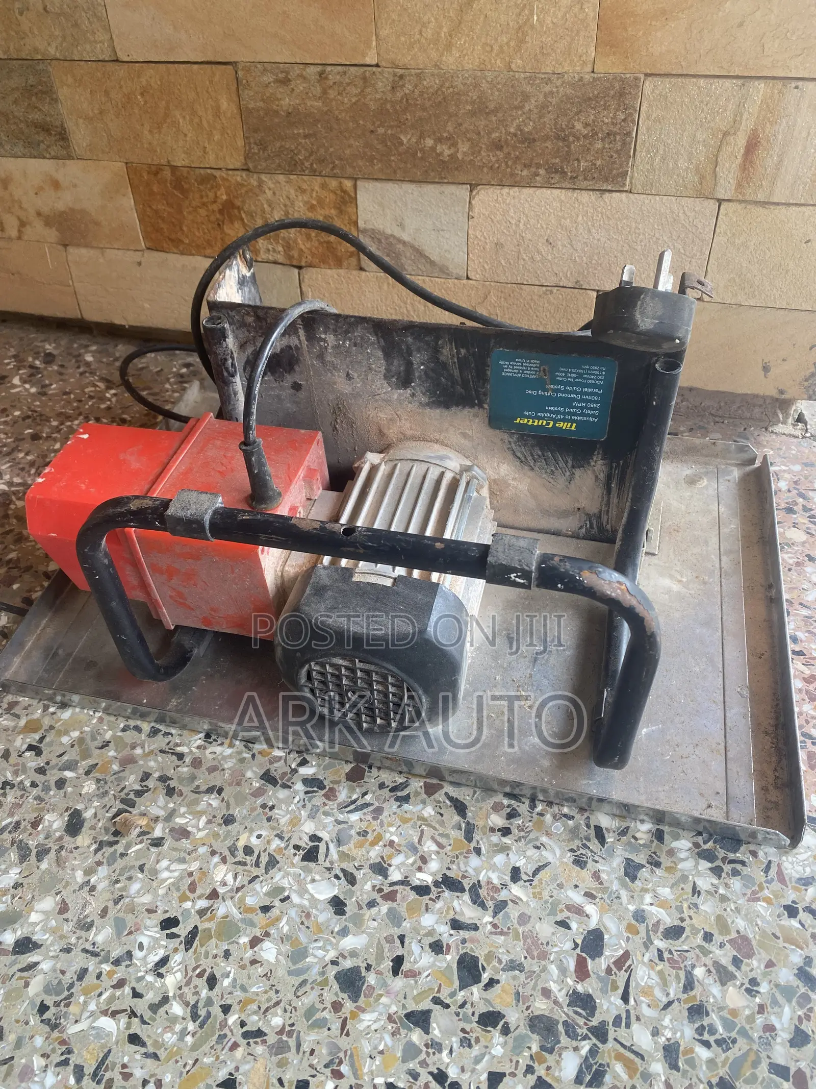 GMC Tile Cutter WDC650 Adjustable to 45° Angular Cut  (Uk Used)