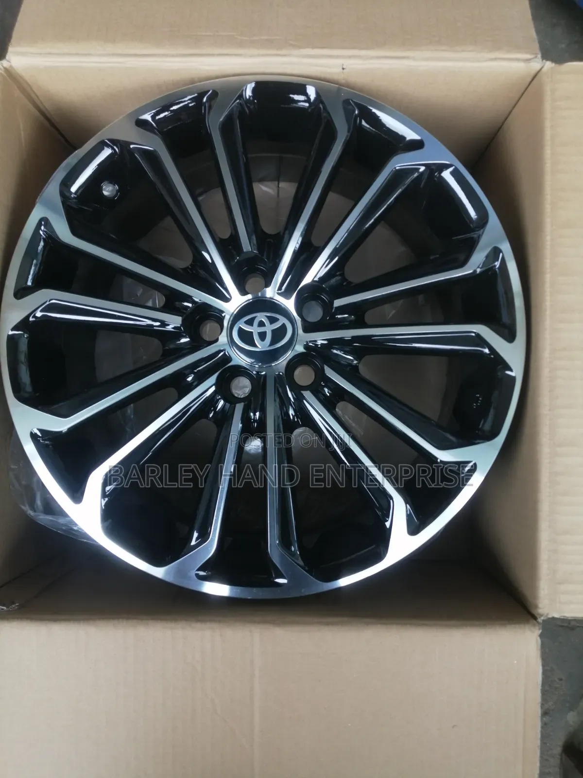 Brand New 16 Inch Alloy Rim for Toyota Corolla, Pontiac Vibe, Avensis