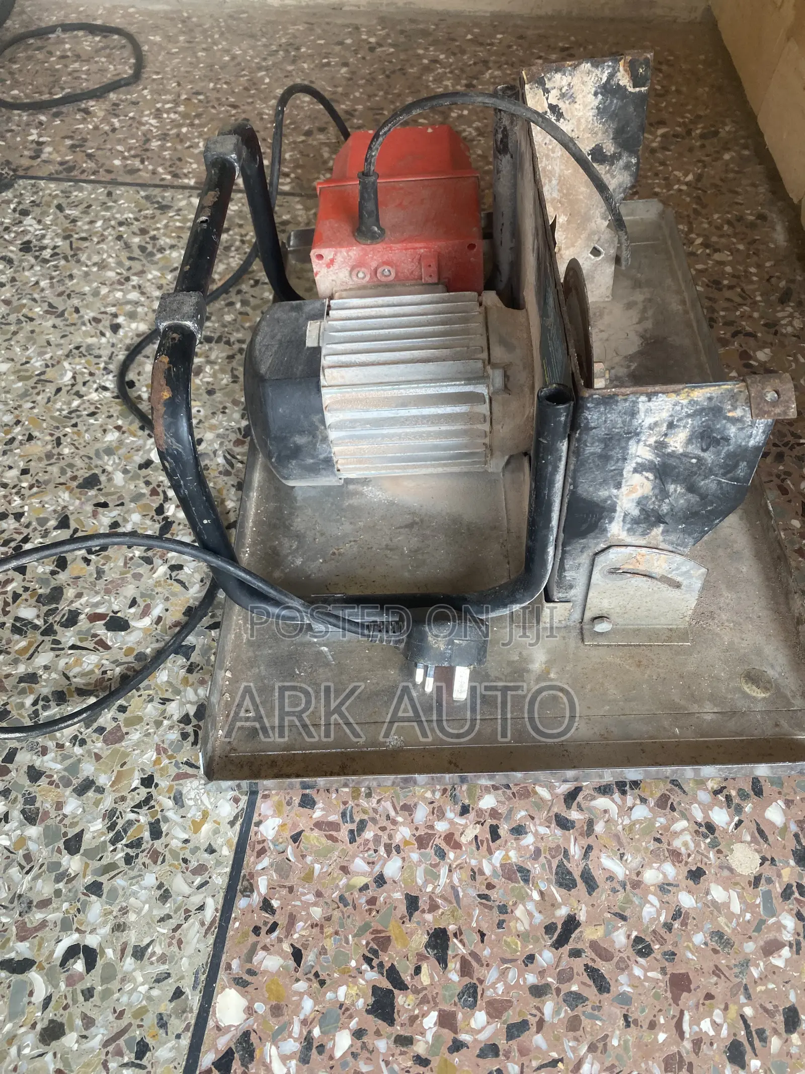 GMC Tile Cutter WDC650 Adjustable to 45° Angular Cut  (Uk Used)