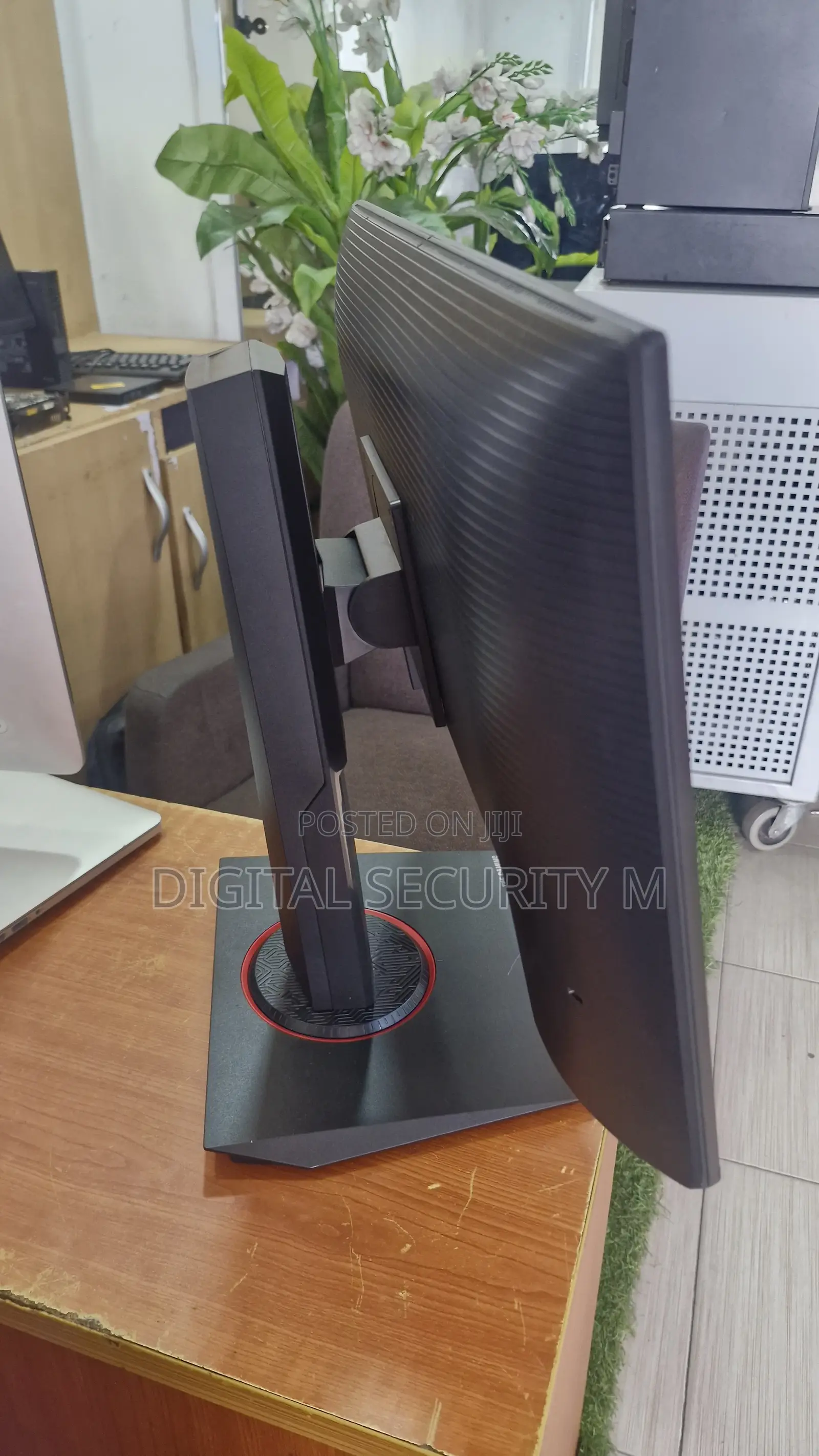 Philips 24" LED Monitor With Speaker
