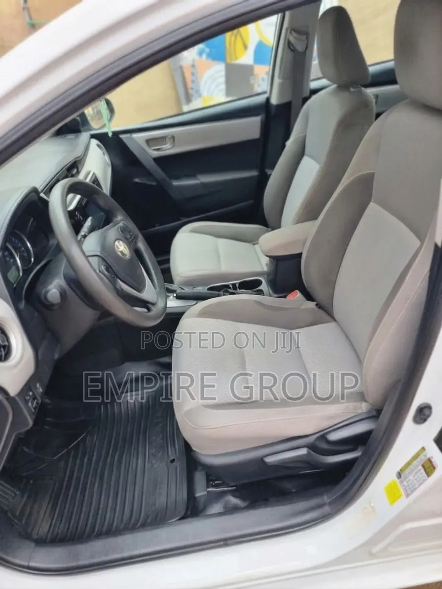 Toyota Corolla 2017 White