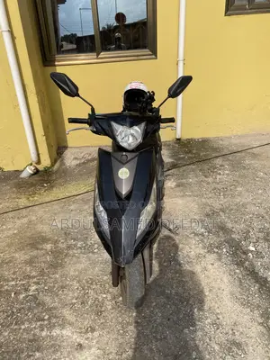 SYM Symnh 2025 Black