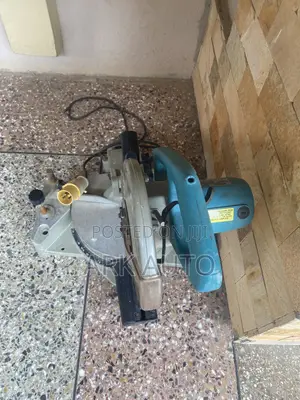 Makita Slide Compound Mitre Saw 2000W (UK USED)