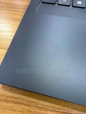 Laptop Lenovo 32GB AMD Ryzen 9 SSD 1T