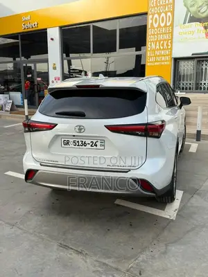 Toyota Highlander Platinum 2022 White