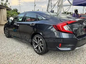Honda Civic Touring Sedan 2020 Gray