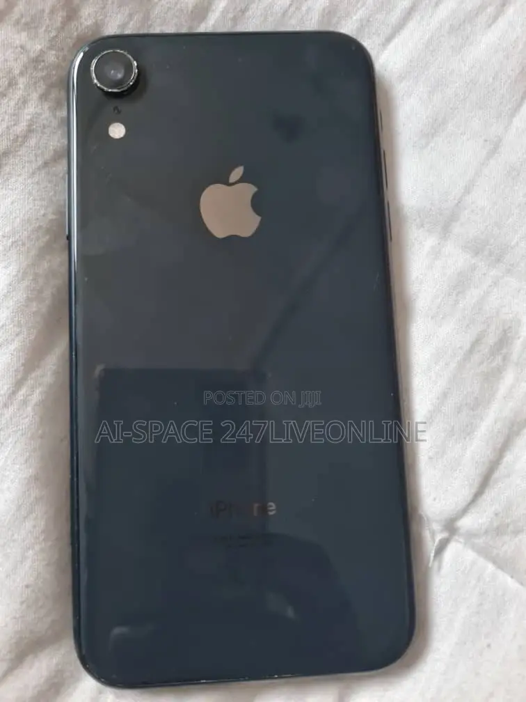 Apple iPhone XR 64 GB Black