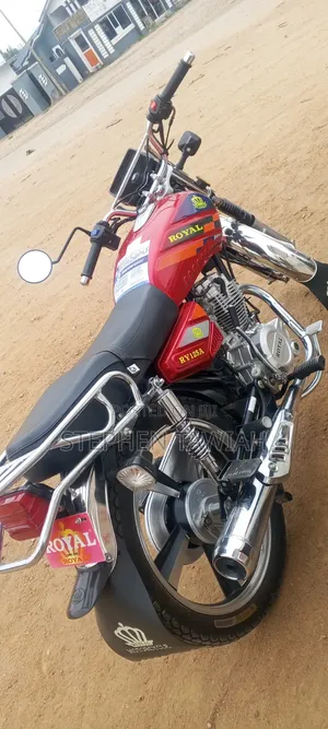 New Royal RY125 2026 Red