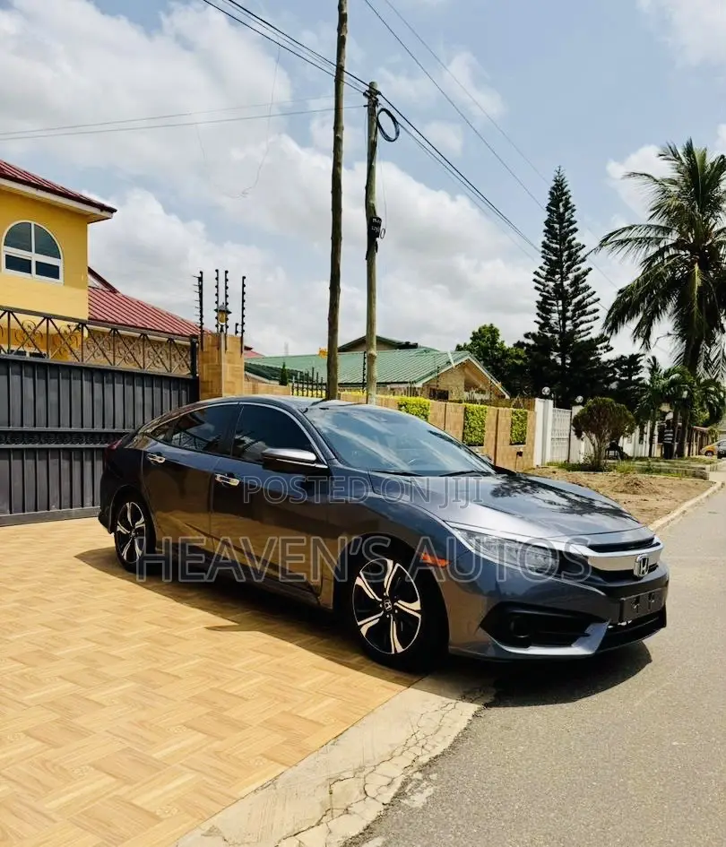 New Honda Civic EX 4dr Hatchback (1.5L 4cyl) 2017 Gray