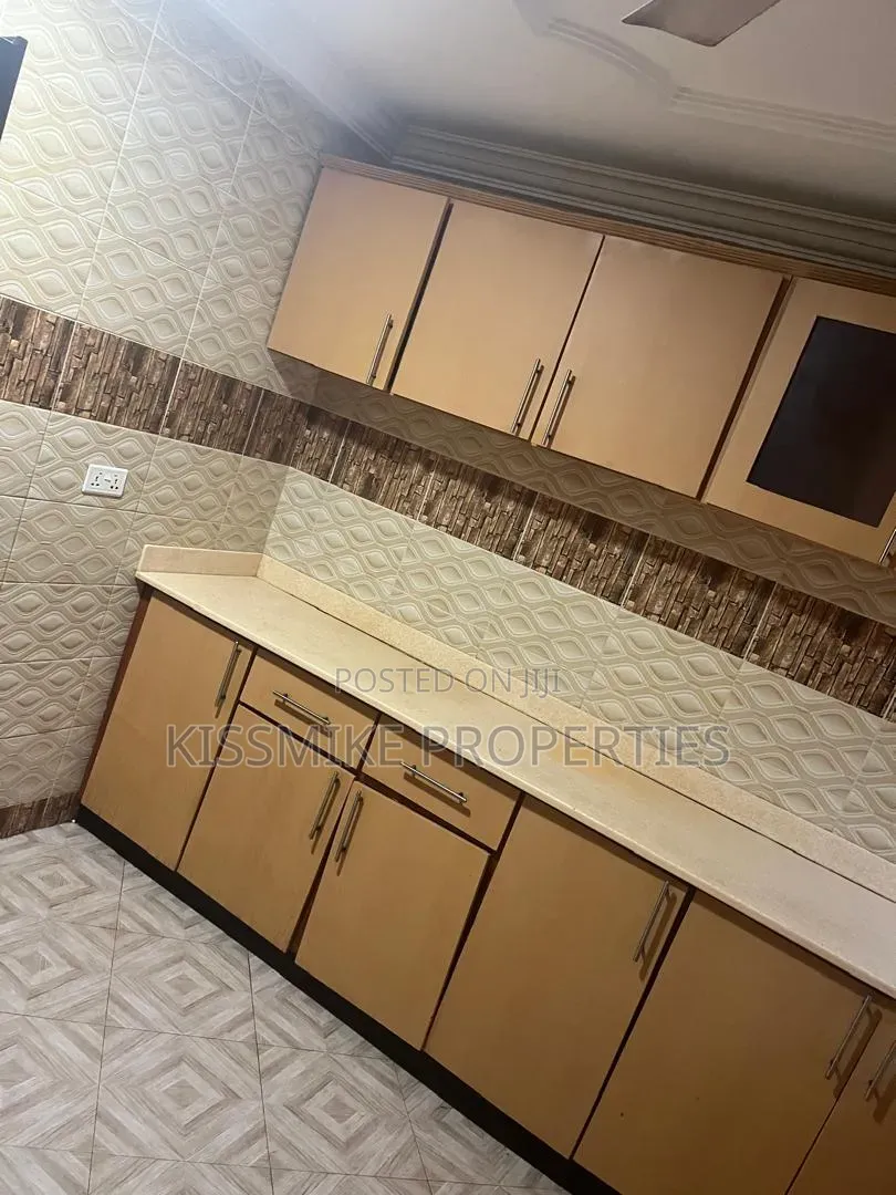2bdrm Apartment in Kismike Investment, Accra Metropolitan for rent