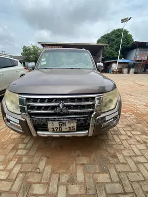 Mitsubishi Pajero V80 3.5 V6 GL/GLS 2015 Brown