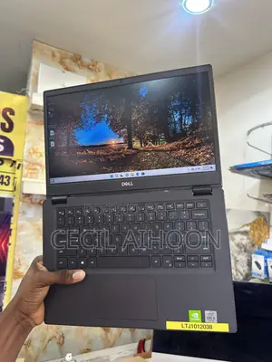 Laptop Dell Latitude 3410 8GB Intel Core i5 SSD 256GB